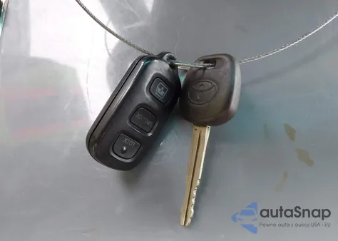 2004 Toyota 4Runner Limited V8 z USA, uszkodzony, nr VIN JTEBT17R948016324